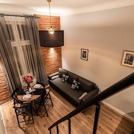 Lubomirskiego 23 Residence - Great Location, 10 Min To Main Square By Foot, Right Next To Main Rail And Bus Station คราคูฟ ภายนอก รูปภาพ