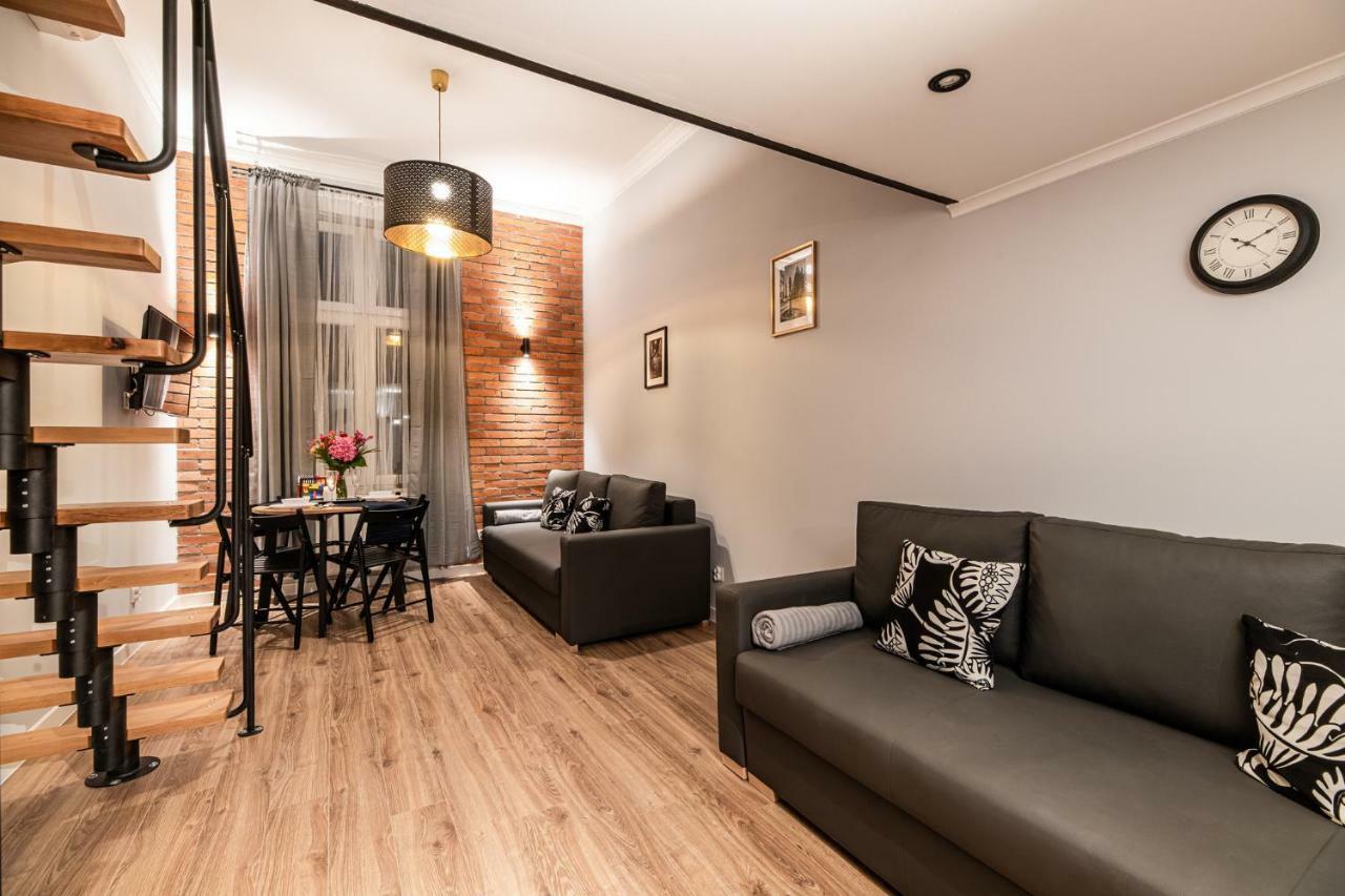 Lubomirskiego 23 Residence - Great Location, 10 Min To Main Square By Foot, Right Next To Main Rail And Bus Station คราคูฟ ภายนอก รูปภาพ