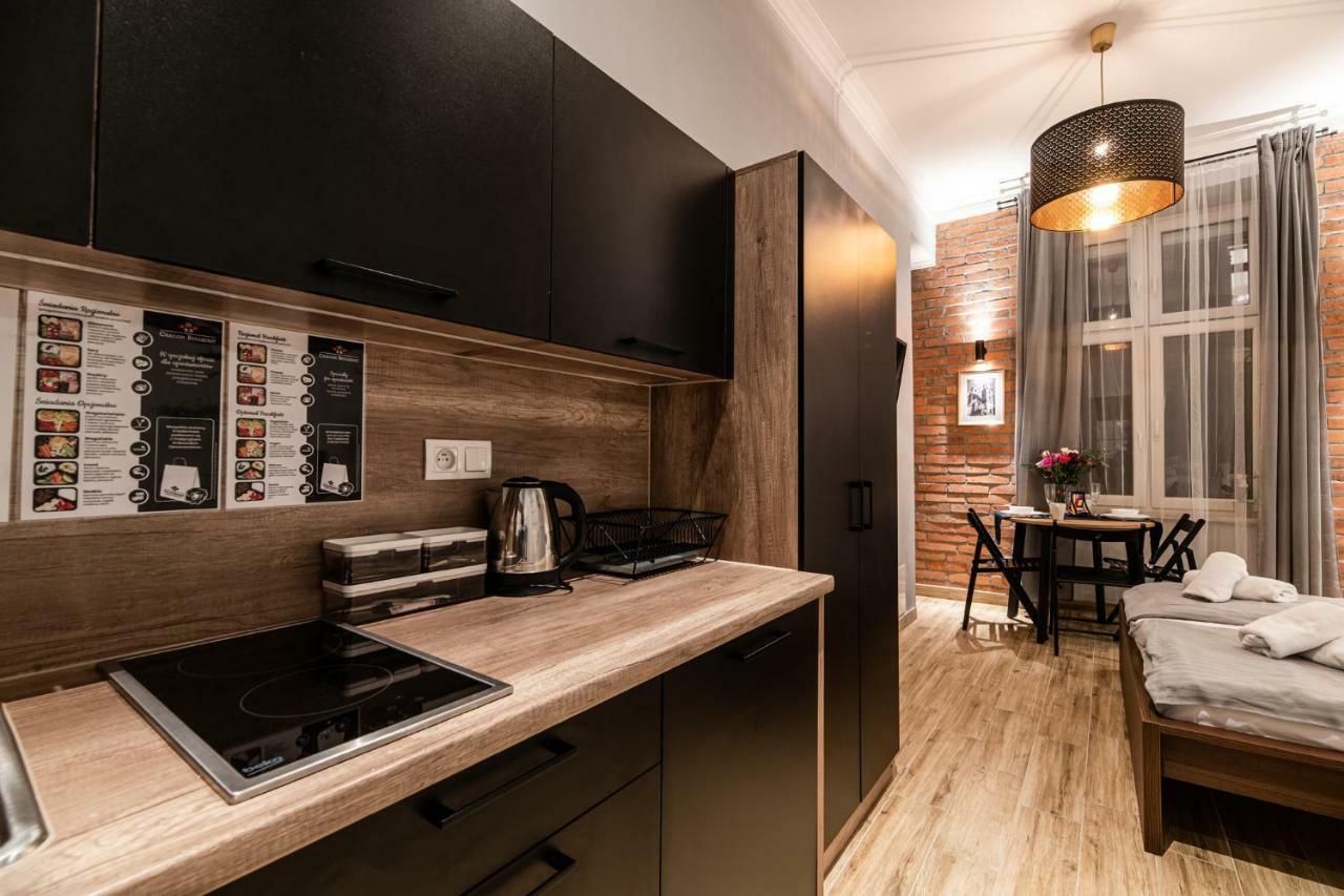 Lubomirskiego 23 Residence - Great Location, 10 Min To Main Square By Foot, Right Next To Main Rail And Bus Station คราคูฟ ภายนอก รูปภาพ