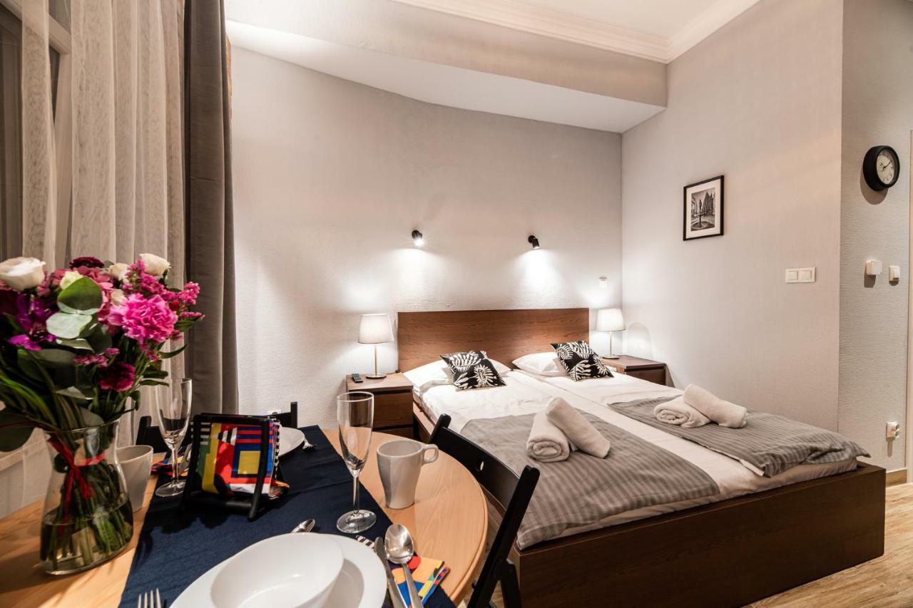 Lubomirskiego 23 Residence - Great Location, 10 Min To Main Square By Foot, Right Next To Main Rail And Bus Station คราคูฟ ภายนอก รูปภาพ